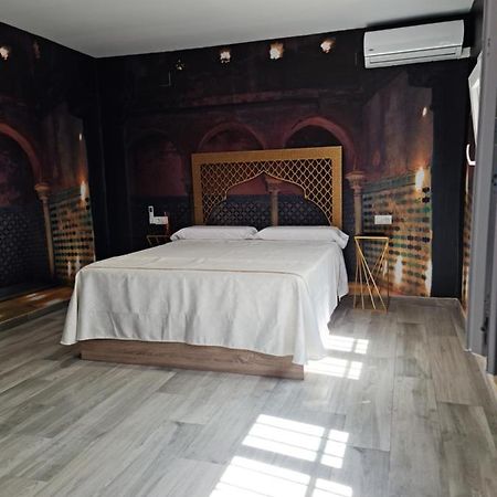 Apartamento Luxury Suite Huelva Zona Centro Екстериор снимка
